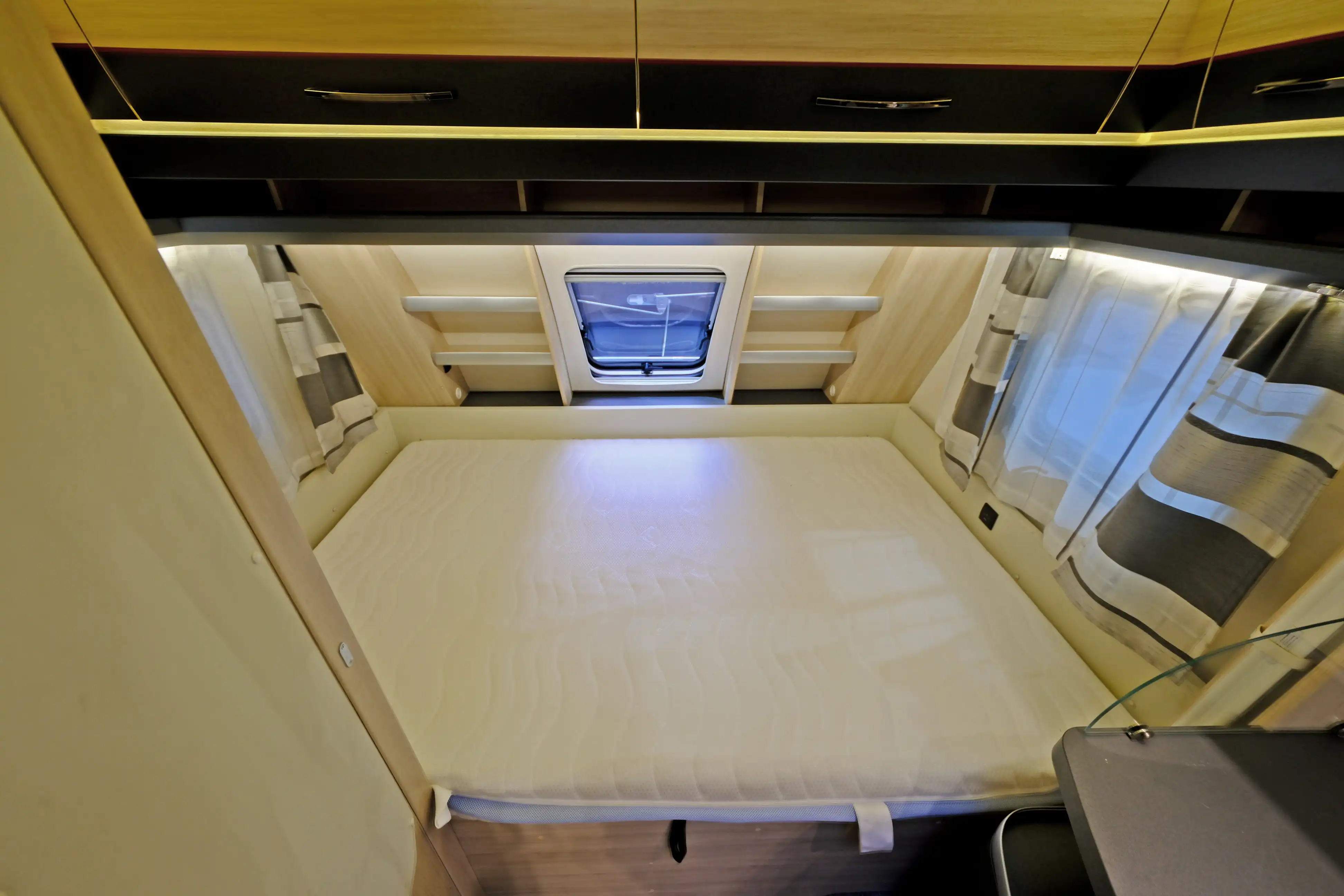 HOBBY De Luxe Edition 440 SF - Ansicht 9